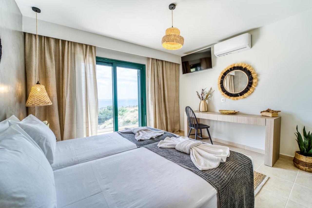 Heliophos Villa Aelia คิโอตาริ ภายนอก รูปภาพ